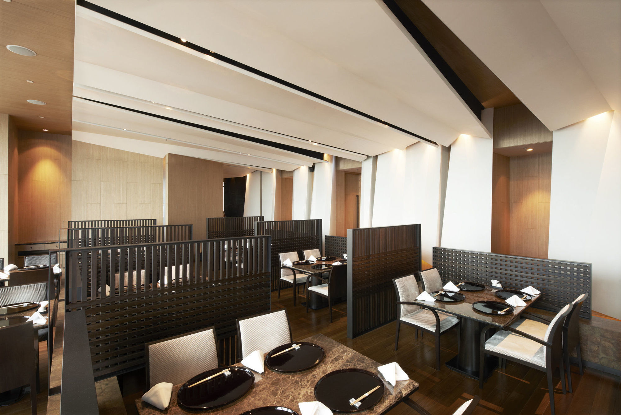 Отель The Okura Prestige