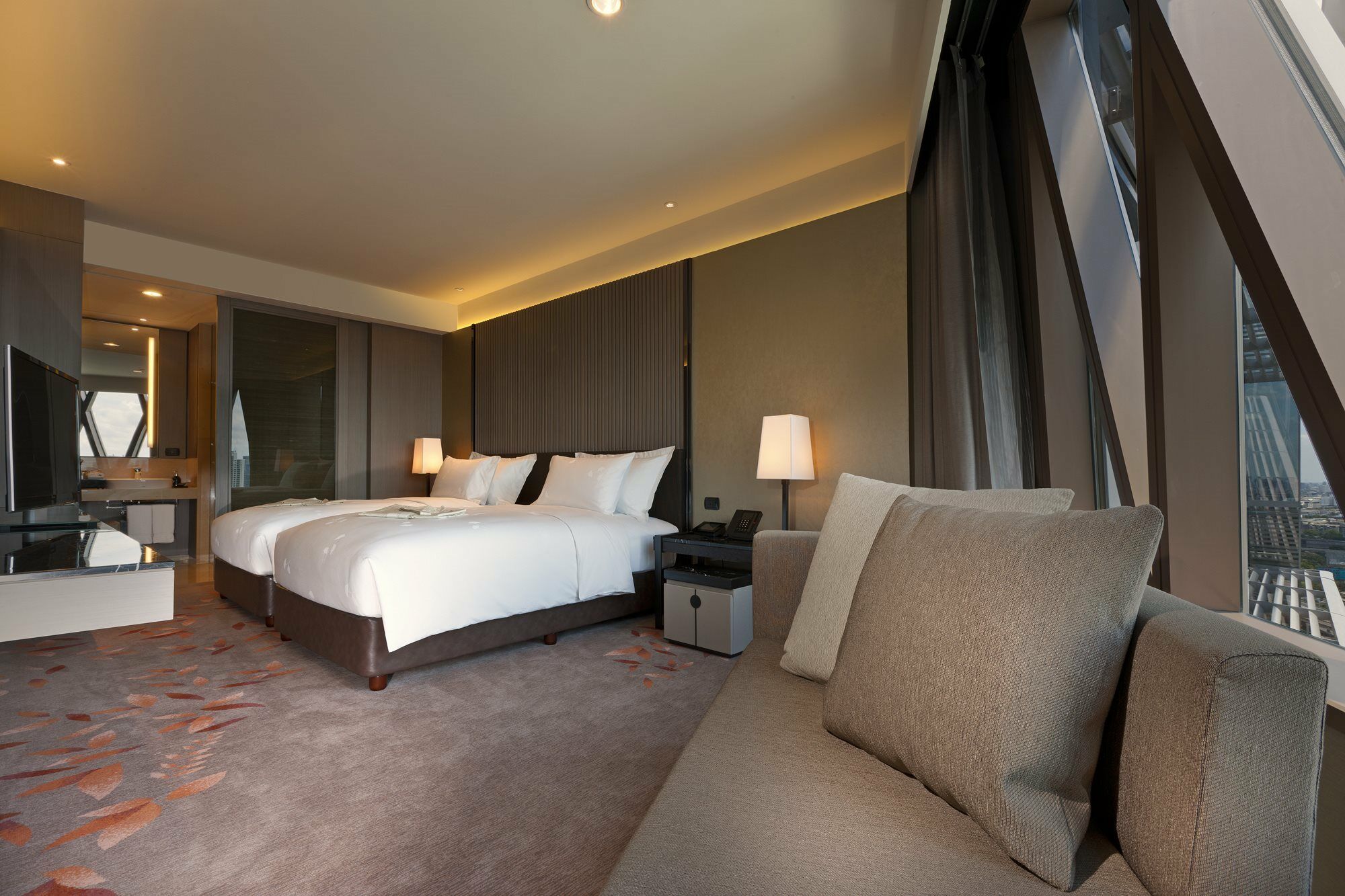 The Okura Prestige Отель