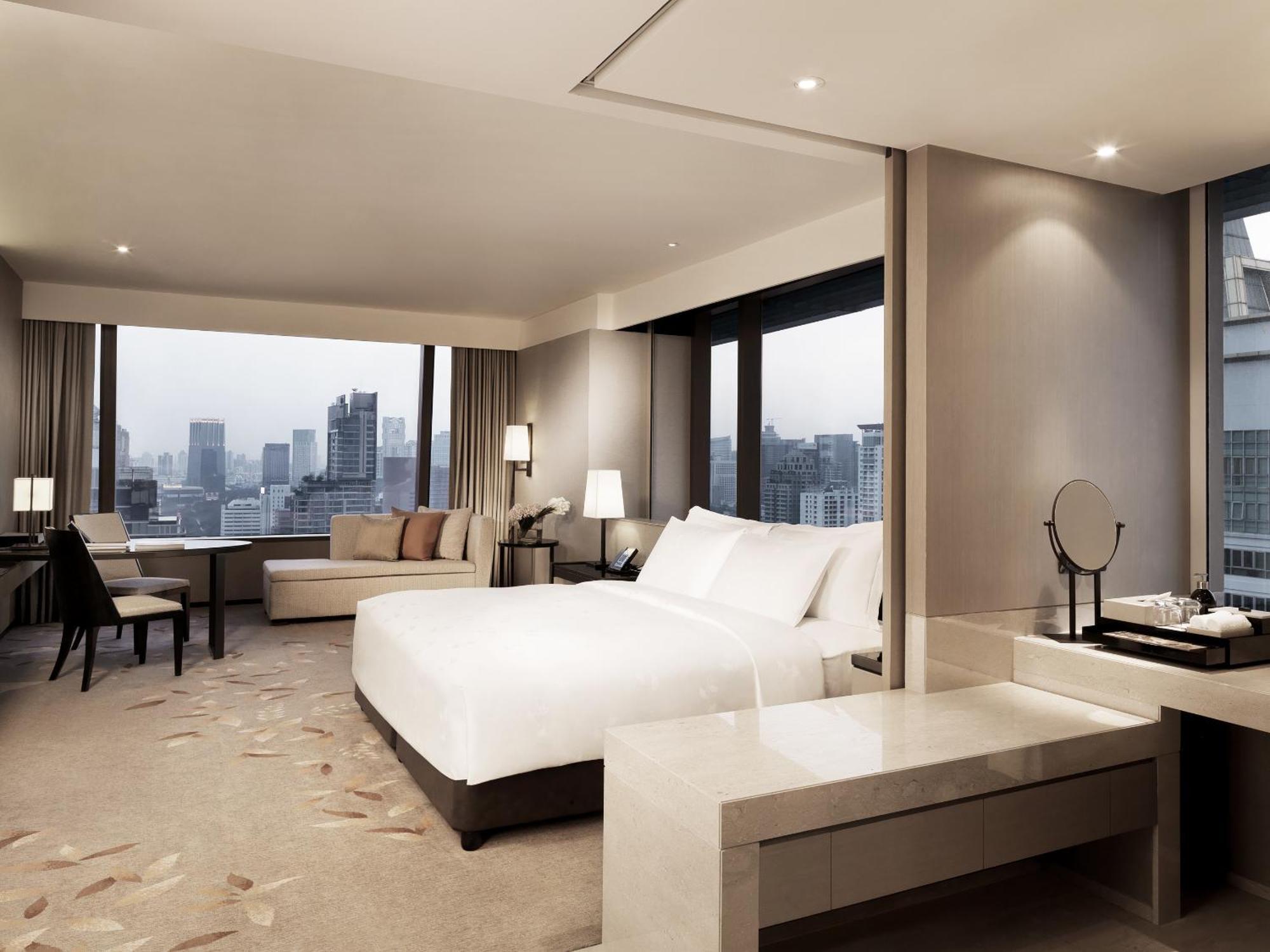 ดิ โอกุระ เพรสทีจ กรุงเทพ โรงแรม 5*